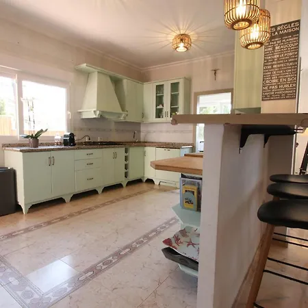 Tess Olmos Holiday home