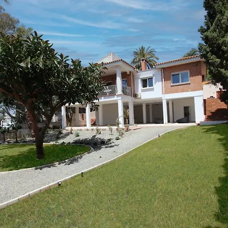 Holiday home Tess Olmos Malaga